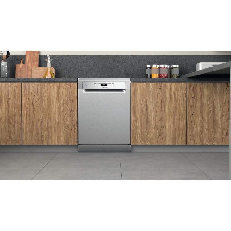Refurbished Hotpoint ActiveDry Freestanding Dishwasher - C-Rated Stainless Steel