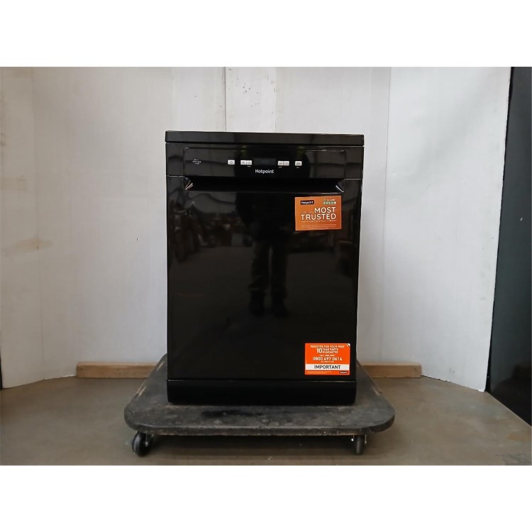 Refurbished Hotpoint Freestanding Full Size Dishwasher - ActiveDry Black