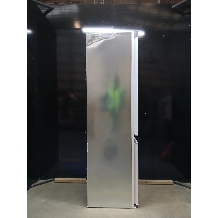Refurbished Indesit 273 Litre 177cm 70/30 Integrated Fridge Freezer with Sliding Door Hinge