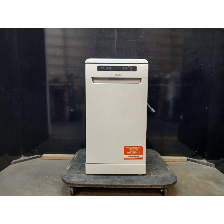 Refurbished Indesit Push&Go Freestanding Slimline Dishwasher - D-Rated, White