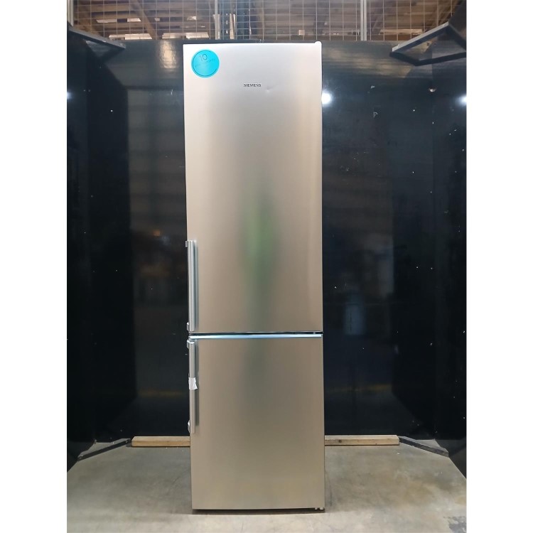 Refurbished Siemens iQ500 363 Litre 70/30 Freestanding Fridge Freezer - Stainless Steel