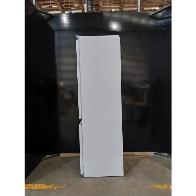 Refurbished Fridgemaster 252 Litre 177cm 70/30 Integrated Fridge Freezer with Sliding Door Hinge