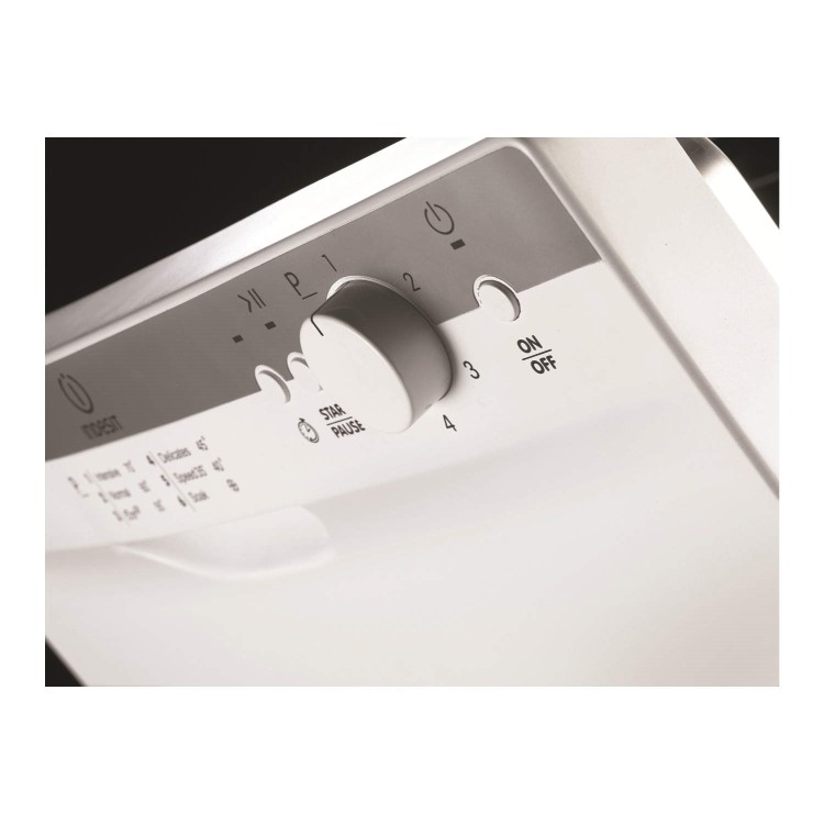 GRADE A1 - Indesit ICD661 6 Place Freestanding Compact Table Top Dishwasher White