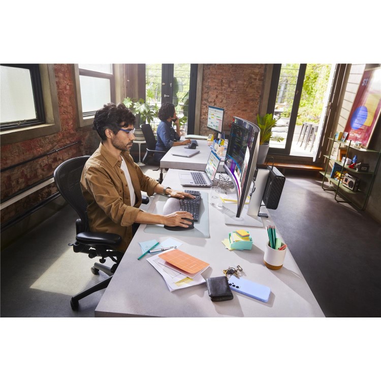 HP Series 7 Pro 738pu 38" IPS WQHD+ Thunderbolt 4 Curved Monitor