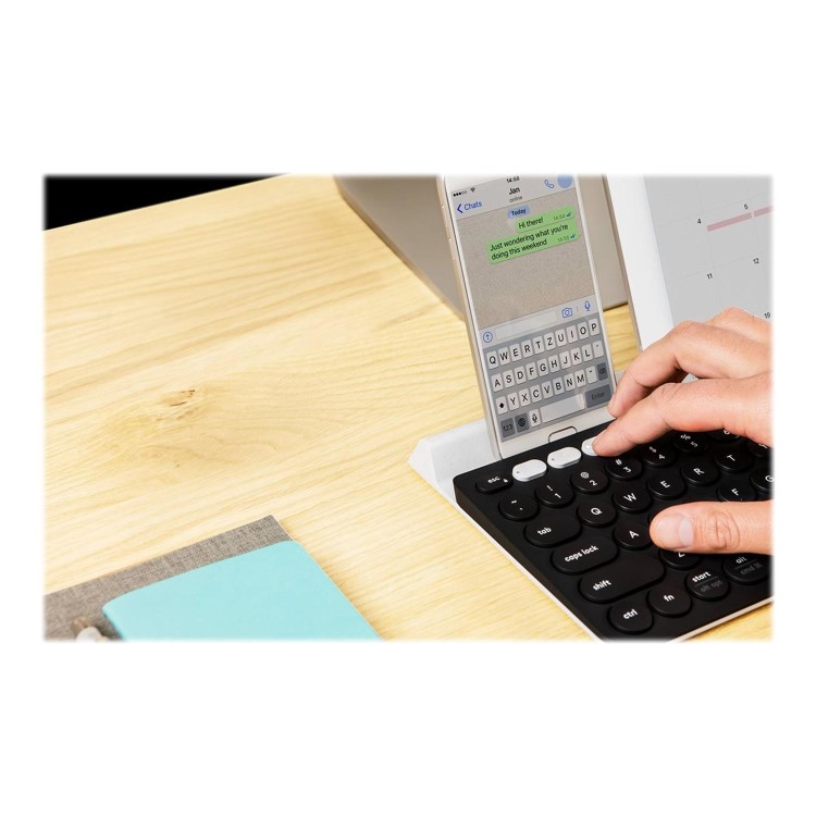 Logitech K780 Multi-Device - Keyboard - Bluetooth 2.4 GHz - UK English - white