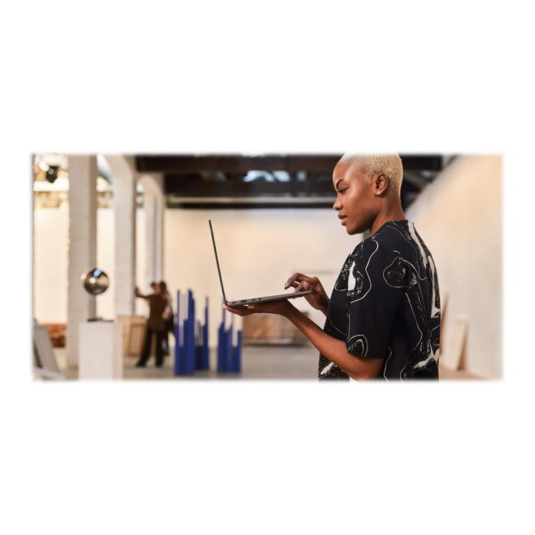 Refurbished Lenovo Yoga Slim 7 14IIL05 Core i7-1065G7 8GB 512GB 14 Inch Windows 10 Laptop