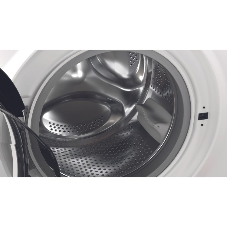 Refurbished Hotpoint AntiStain NSWM946WUK Freestanding 9KG 1400 Spin Washing Machine White