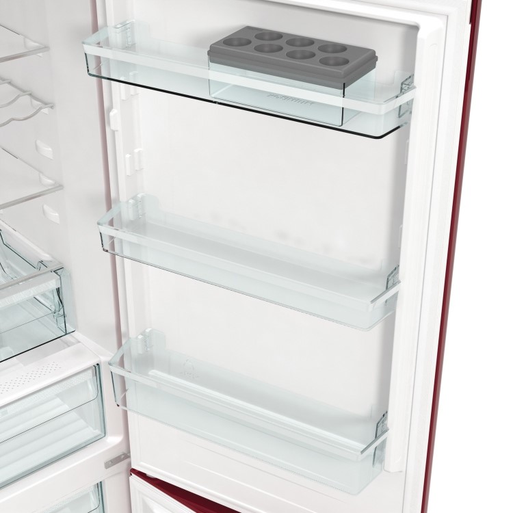 Refurbished Hisense RB390N4RRDUK Freestanding 300 Litre 60/40 Fridge Freezer Red