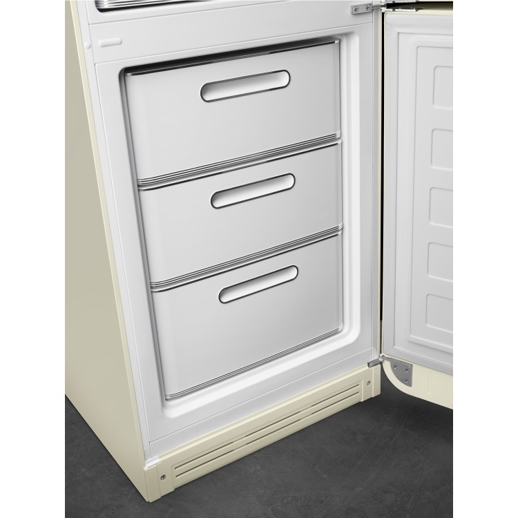 Smeg FAB32RCR3UK 301 Litre Freestanding Fridge Freezer Retro 60/40 Split Frost Free 60cm Wide - Cream