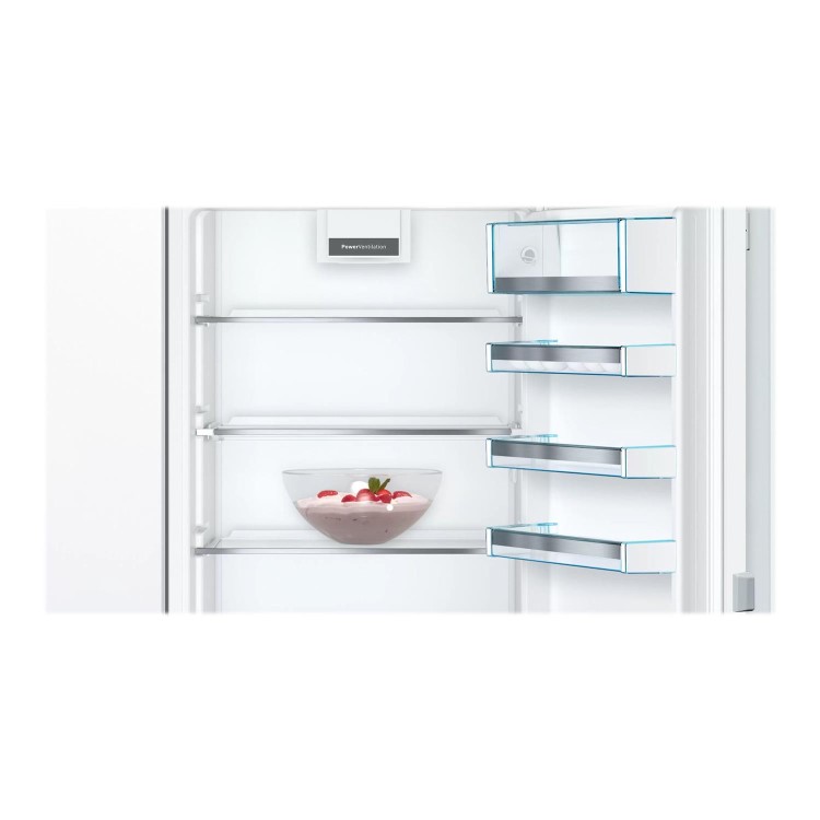 Refurbished Bosch KIN86AFF0G Integrated 255 Litre 60/40 Frost Free Fridge Freezer 