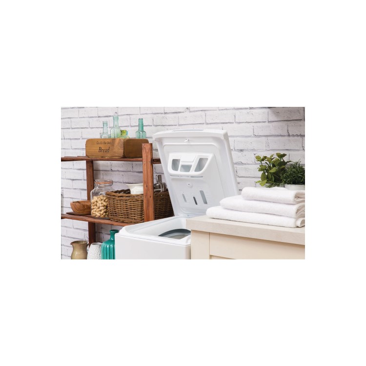 Refurbished Hotpoint WMTF722UUKN Freestanding 7KG 1200 Spin Top Loading Washing Machine White