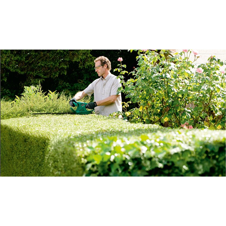 Refurbished Bosch AHS45-16 420W Corded Hedge Trimmer Green
