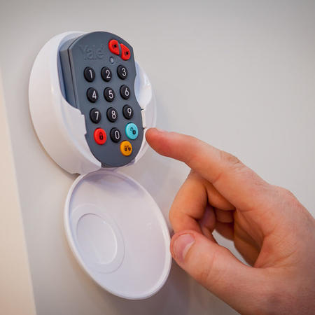 Yale HSA APP Enabled Alarm Kit