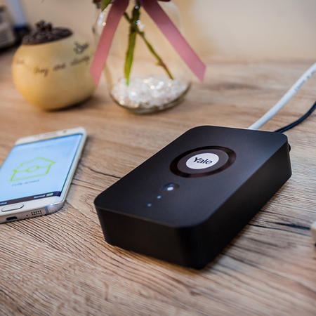 Yale HSA APP Enabled Alarm Kit