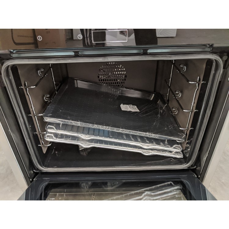 Refurbished NEFF Slide&Hide N70 B47CR32N0B 60cm Built In Electric Oven