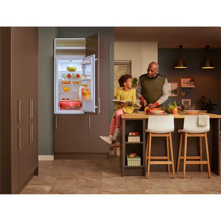 Beko 262 Litre 70/30 Integrated Fridge Freezer with HarvestFresh