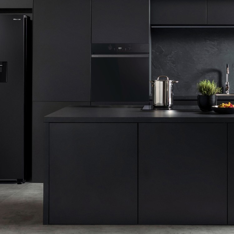 Hisense Hi4 BlackLine Built In Electric Single Oven - Black