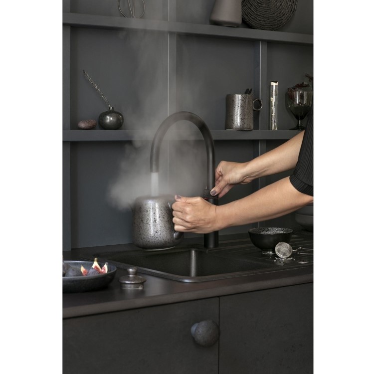 Quooker Flex Tap Black + Pro3 3L Boiling Water Tank