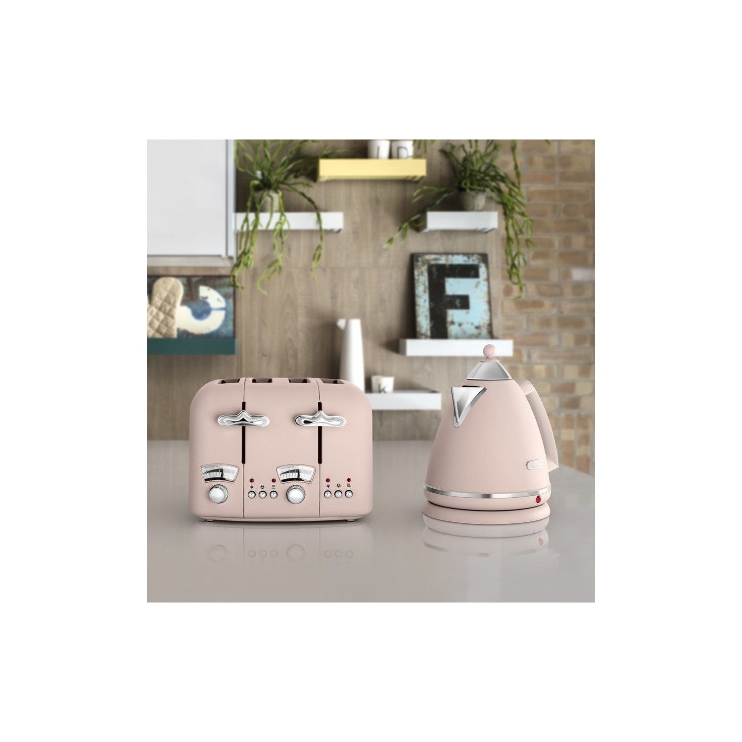 Delonghi Argento Flora Kettle and Toaster Set Pink BuyItDirect.ie