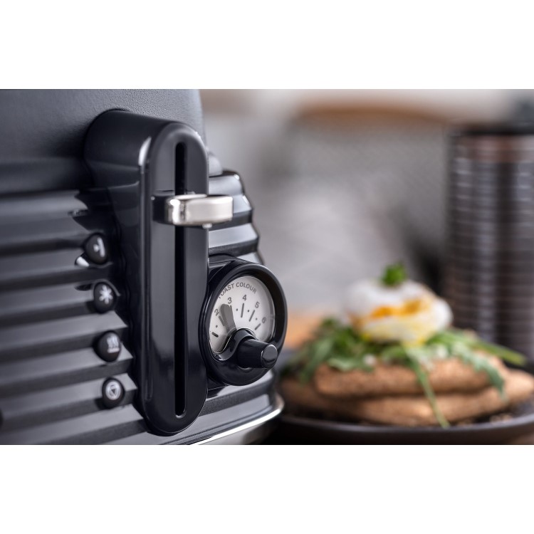 Delonghi Scolpito Kettle and Toaster Set - Black