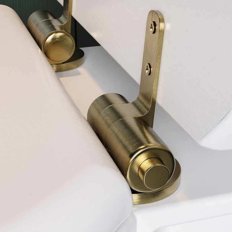 GRADE A1 - Park Royal Wooden Seat & Cover With Brushed Brass Hinge Covers