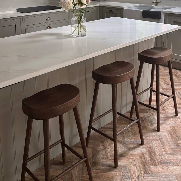 Set of 3 Walnut Solid Oak Kitchen Counter Stools - 70cm - Rayne