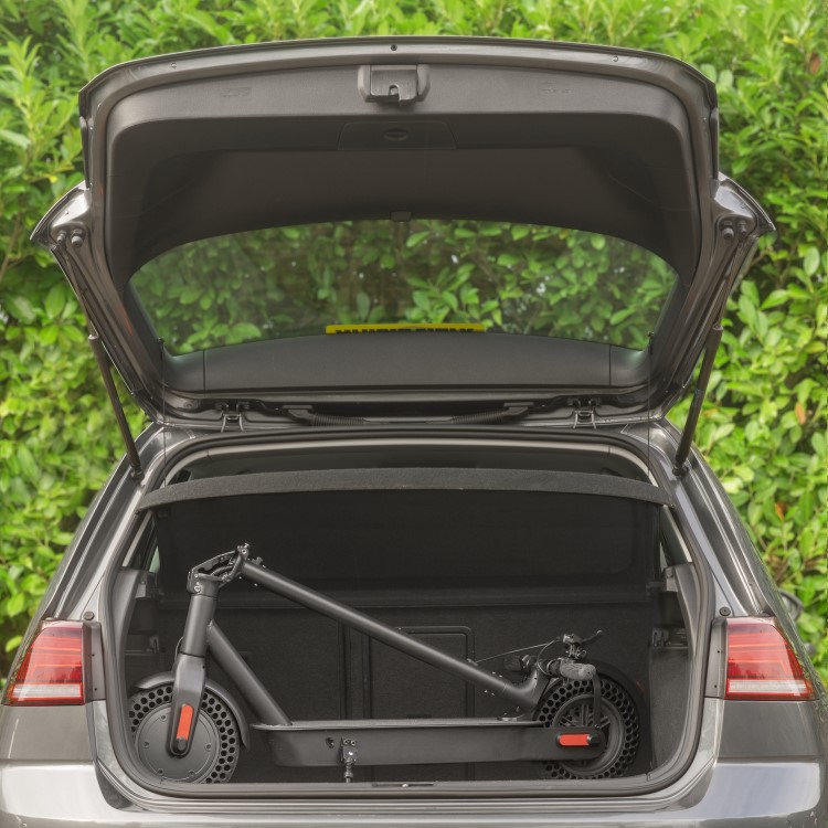 Refurbished electriQ Active Pro Electric Scooter - Black