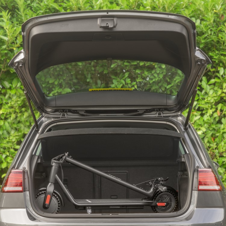 electriQ Active Electric Scooter