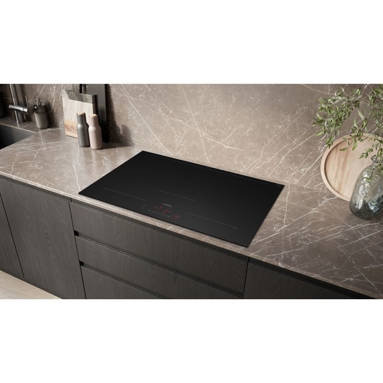 Siemens iQ700 80cm 4 Zone Induction Hob - Matt Black