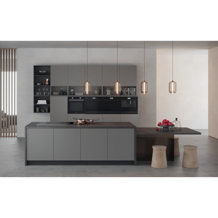 Refurbished Hotpoint FA4S541JBLGH Gentle Steam 60cm Single Built In Electric Oven Black
