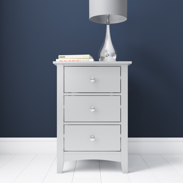 Finch 3 Drawer Bedside Cabinet In Light Grey