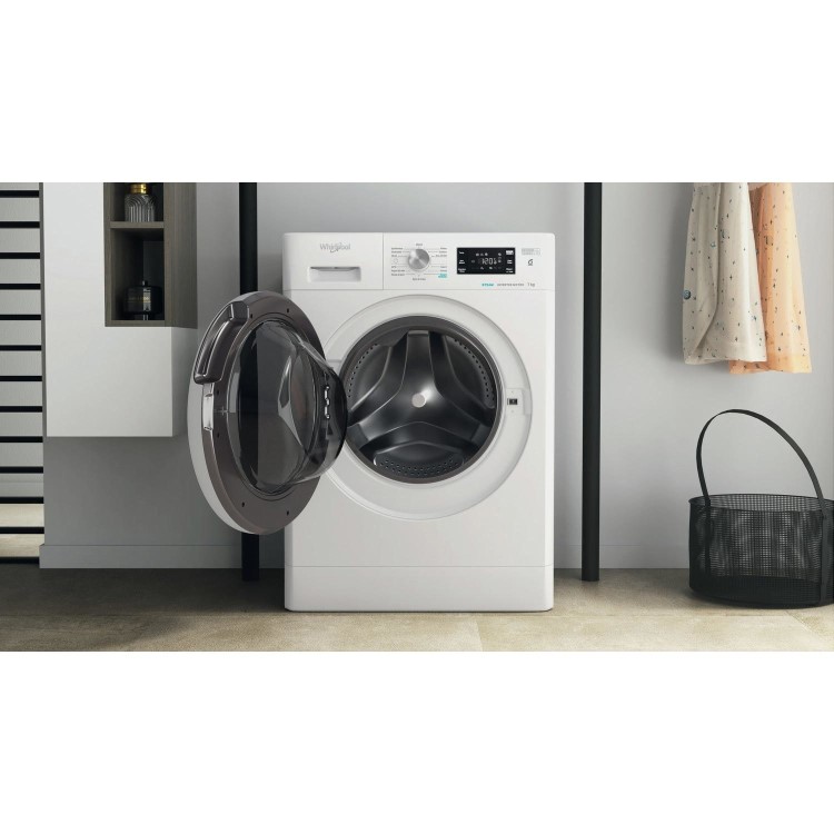Refurbished Whirlpool FreshCarePlus 7kg 1400rpm Freestanding Washing Machine - White