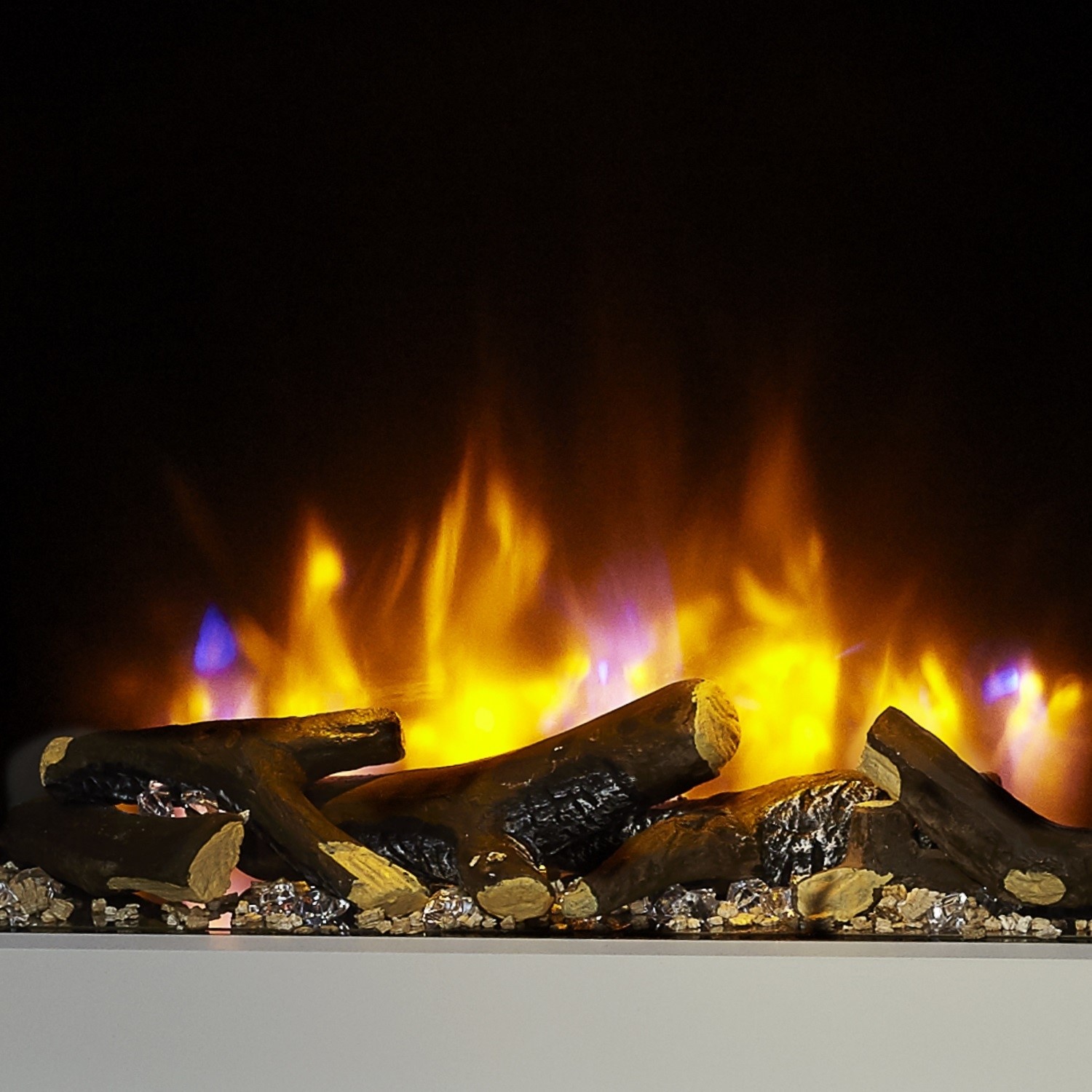 Suncrest Copley Electric Fireplace Suite In White With Wide Screen