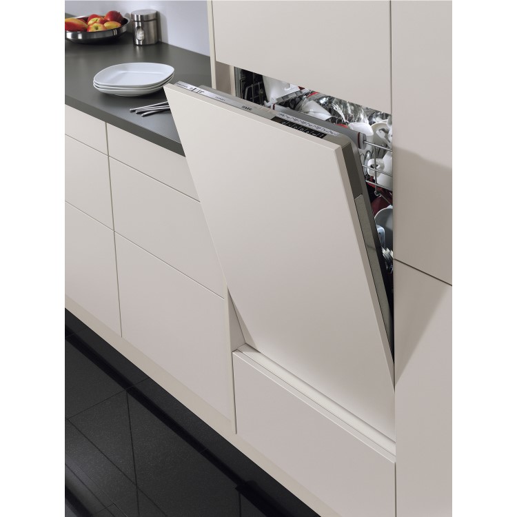 Refurbished AEG 6000 SatelliteClean FSS64907Z 14 Place Fully Integrated Dishwasher