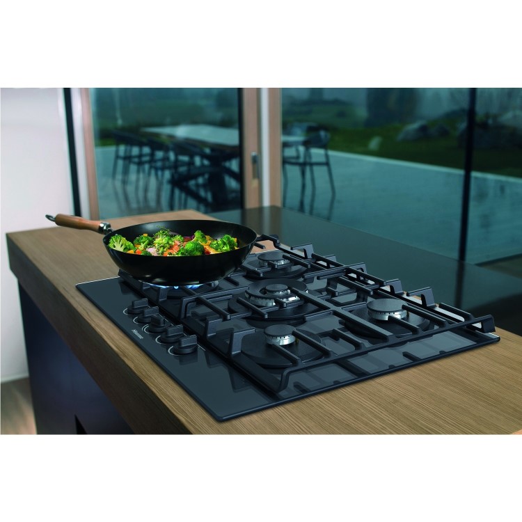 Hisense 75cm Gas on Glass 5 Burner Gas Hob - Black