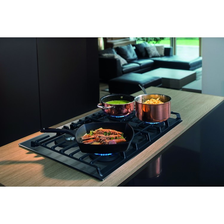Hisense 75cm Gas on Glass 5 Burner Gas Hob - Black