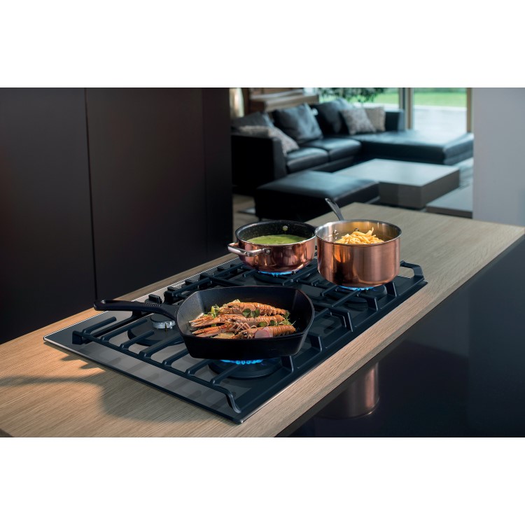 Refurbished Hisense GG773B 75cm 5 burner Gas on Glass hob- Black