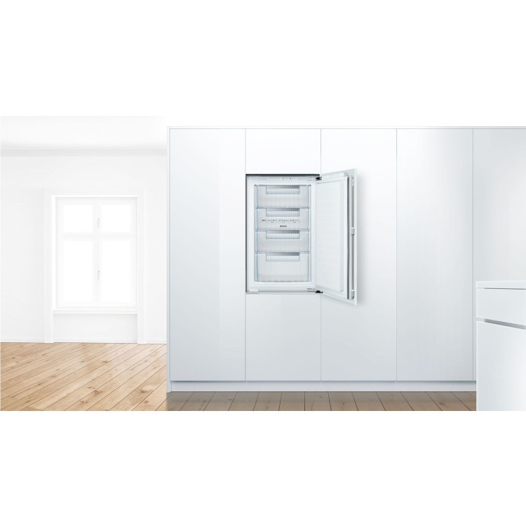 Bosch Serie 4 In-column Integrated Freezer With Super Freeze