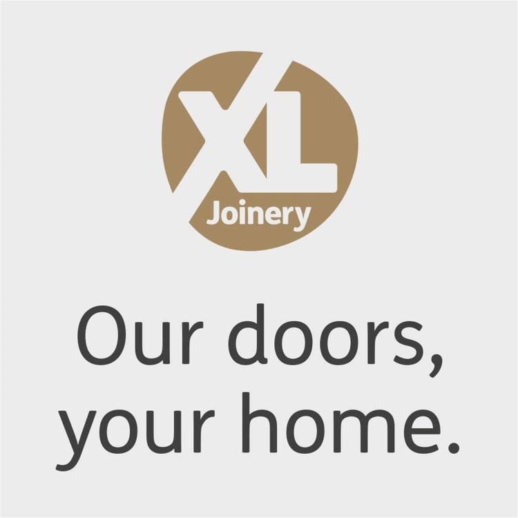 Internal Oak Glazed Victorian 4-Panel Door with Clear Bevelled Glass and Raised Mouldings - Unfinished - 1981 x 686 x 35mm - Victoria - XL Joinery