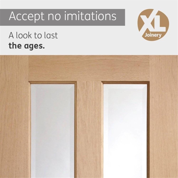 Internal Oak Glazed Victorian 4-Panel Door with Clear Bevelled Glass - Unfinished - 2040 x 826 x 40mm - Victoria - XL Joinery