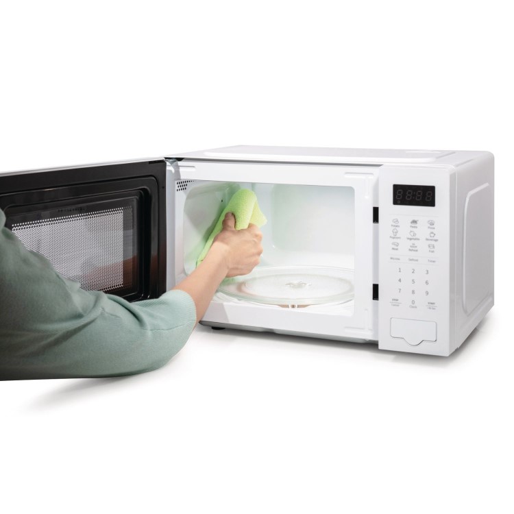Hisense 20L Freestanding Solo Digital Microwave Oven - White