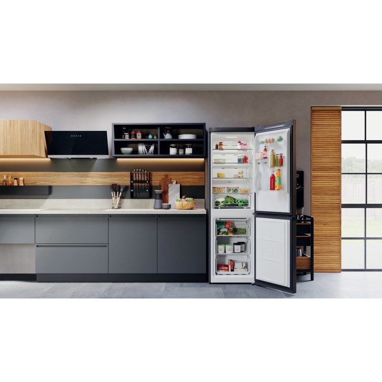 Refurbished Hotpoint H5X82OSK Freestanding 335 Litre 60/40 Frost Free Fridge Freezer Silver Black