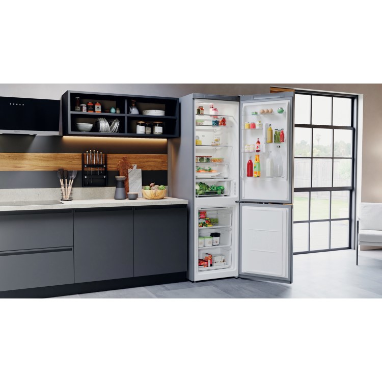 Hotpoint 367 Litre 70/30 Freestanding Fridge Freezer - Saturn Steel