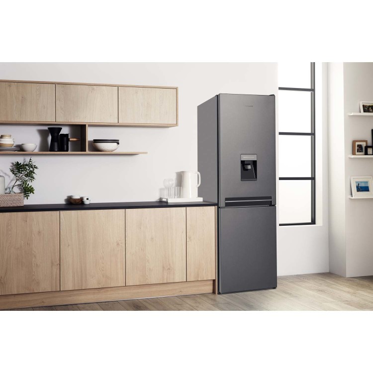 Hotpoint H8A1ESBWTD 338 Litre Freestanding Fridge Freezer 50/50 Split Frost Free 59.5cm Wide - Silver