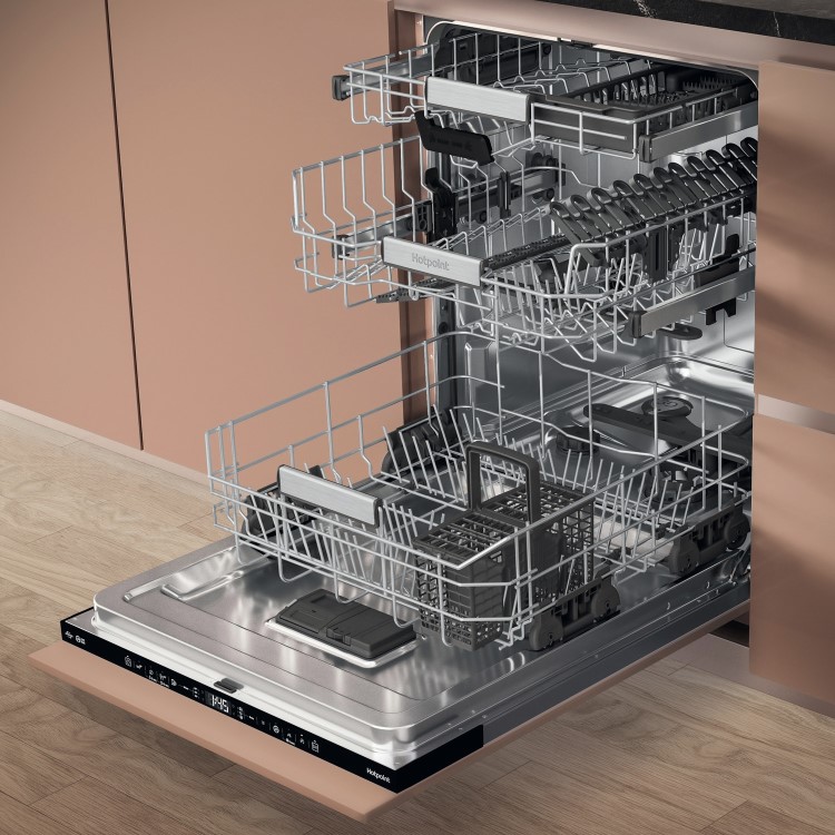 Refurbished Hotpoint Hydroforce Integrated Dishwasher - B-Rated Black control panel