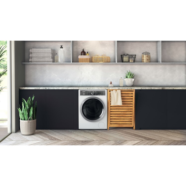 Refurbished Hotpoint AutoDose H8W946WBUK Freestanding 9KG 1400 Spin Washing Machine White
