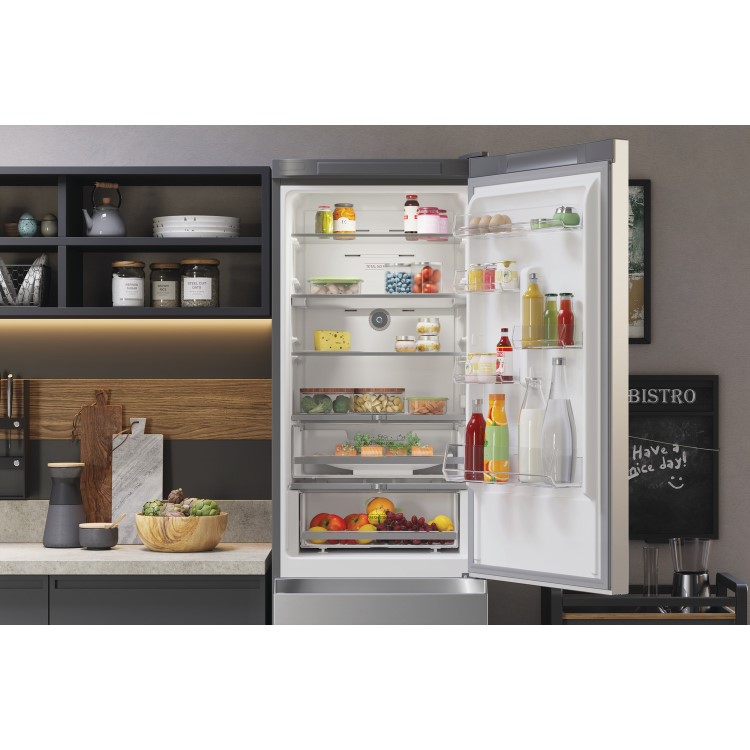 Hotpoint 367 Litre 70/30 Freestanding Fridge Freezer - Saturn Steel