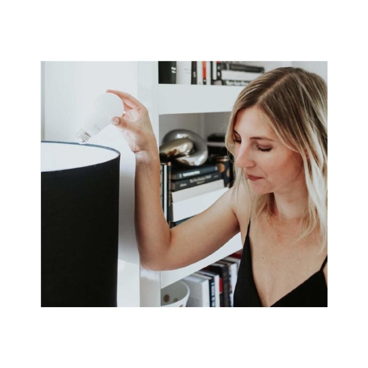 Hive Light Dimmable WiFi Bulb with E27 Screw Ending