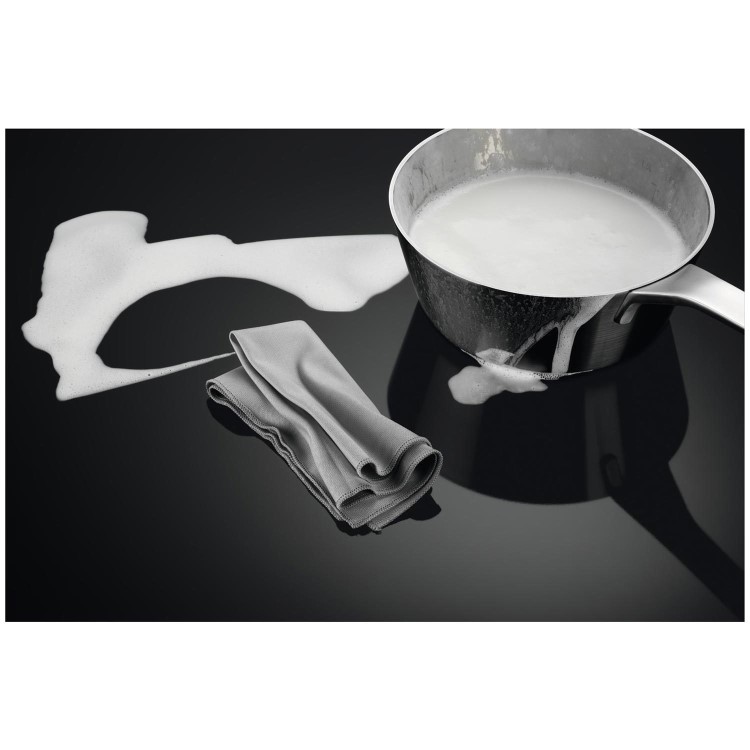 Refurbished AEG HDB95623NB 8000 Series Dual Fuel Hob with 3 Induction Zones and 2 Gas Burners