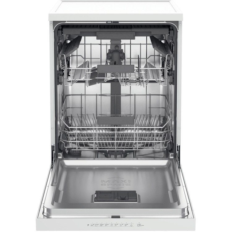 Refurbished Hotpoint HD7FHP33 15 Place Freestanding Dishwasher White